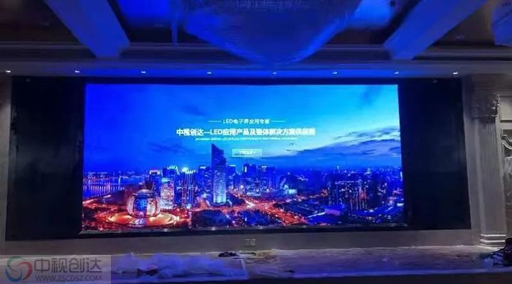 中視創(chuàng  )達小間距點(diǎn)亮圣德堡星級大酒店
